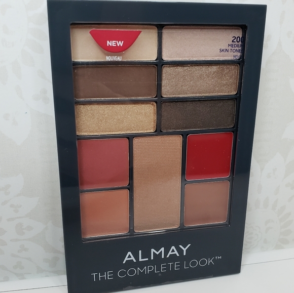Almay The Complete Look Palette, Medium - Picture 2 of 7